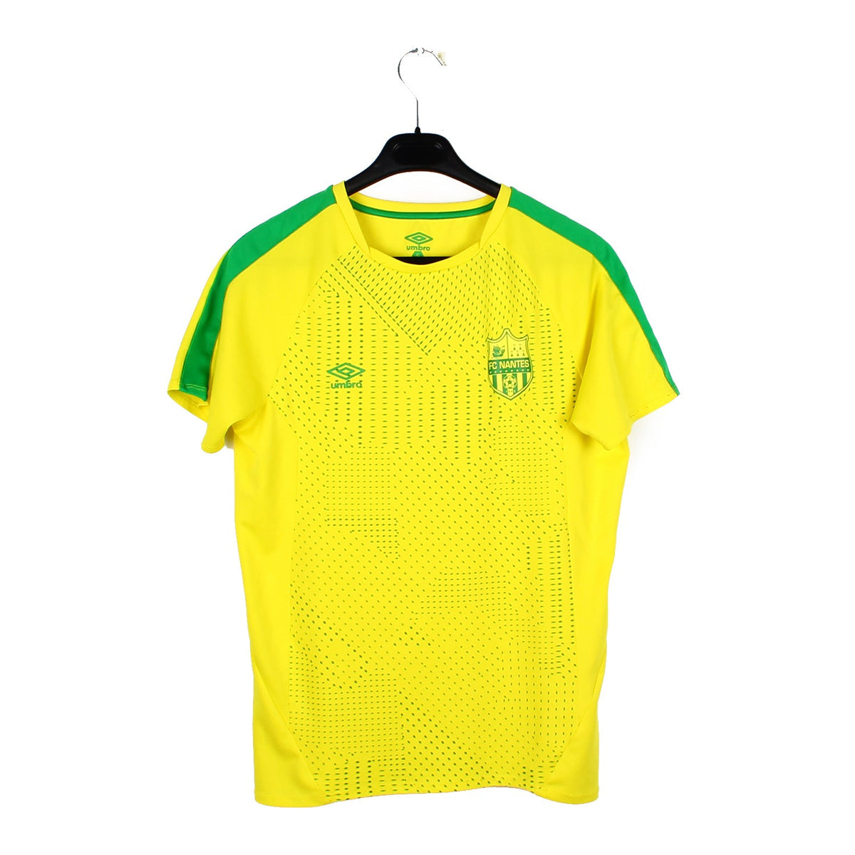 Maillots Nantes : Tenues de match officielles Maillots Nantes : Tenues de match officielles