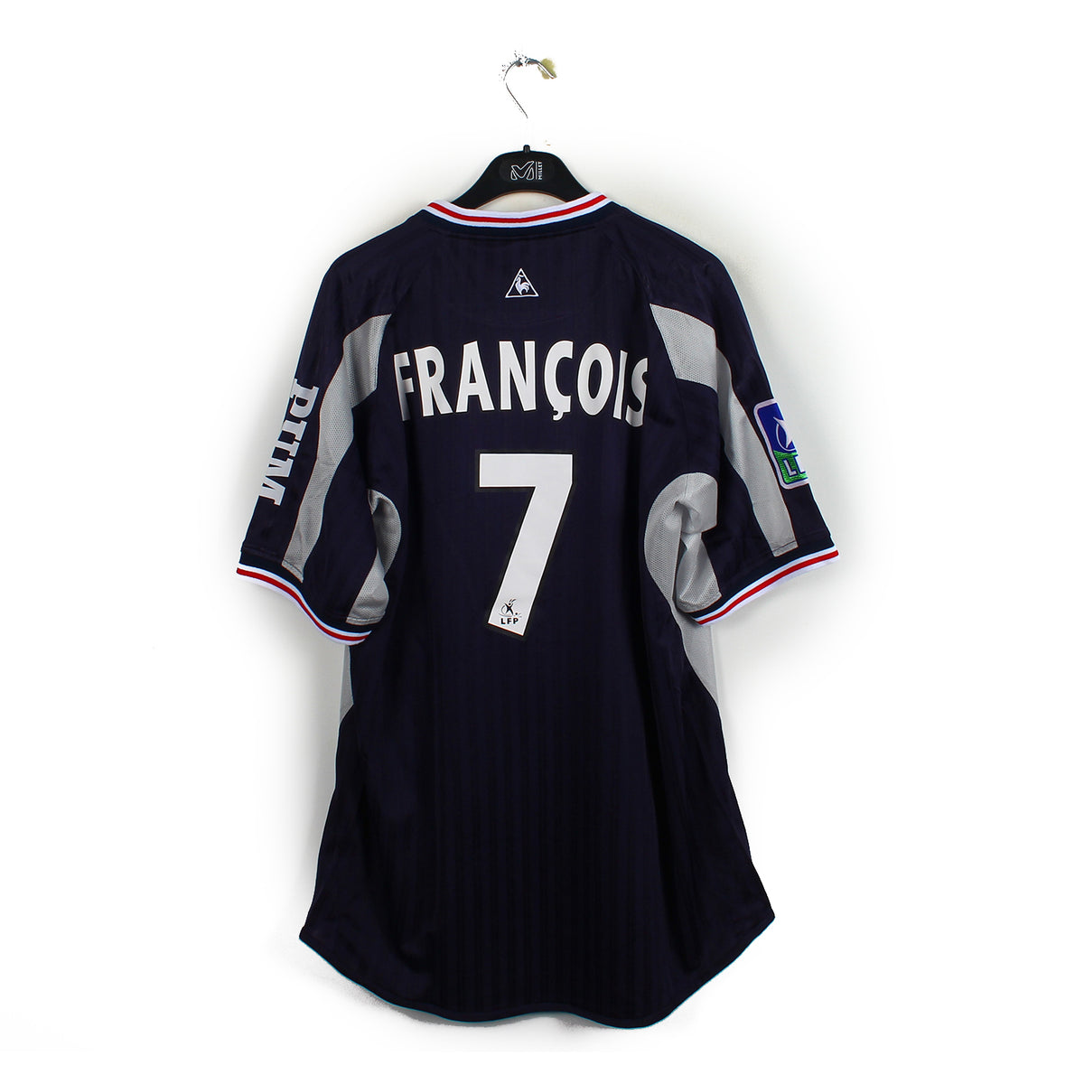 Fichier:Fanion de l'Olympique Saint-Maurice (ancien club de football de Saint-Ma Fichier:Fanion de l'Olympique Saint-Maurice (ancien club de football de Saint-Ma
