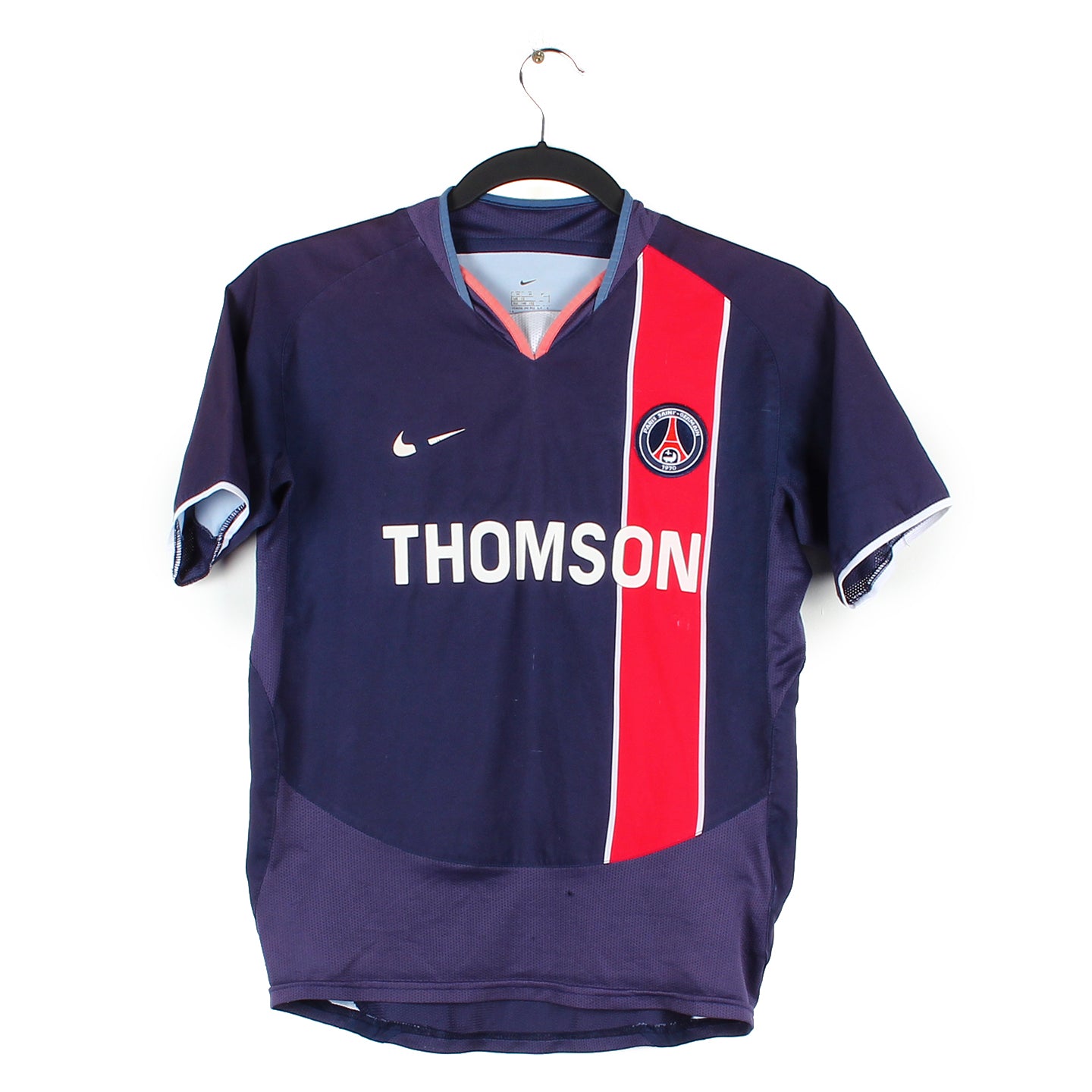La maillot à manches longues Nike du PSG à fleurs de Lys porté par La maillot à manches longues Nike du PSG à fleurs de Lys porté par