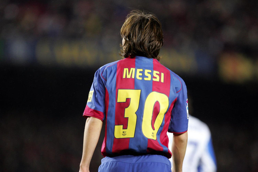 Le premier numéro officiel de Lionel Messi au Barça