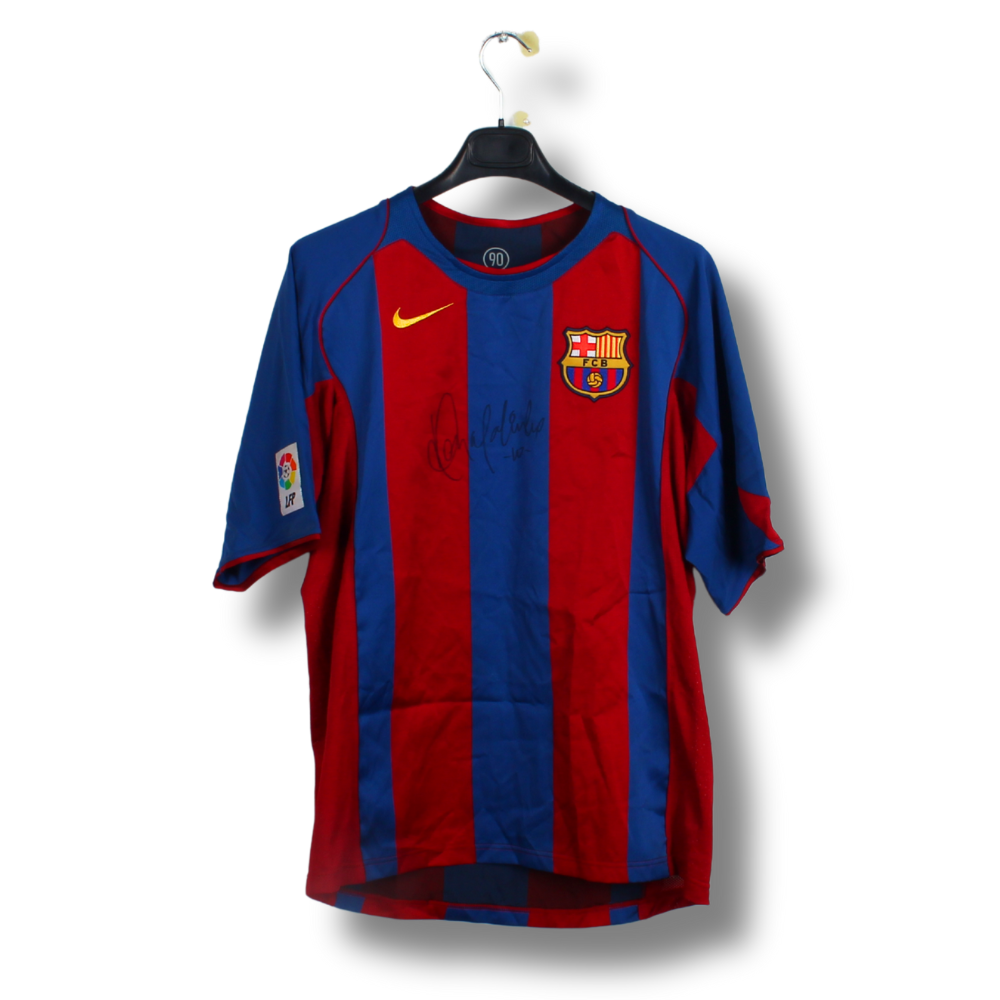 2004/05 - Barcelone - Ronaldinho #10 (M) *signé*