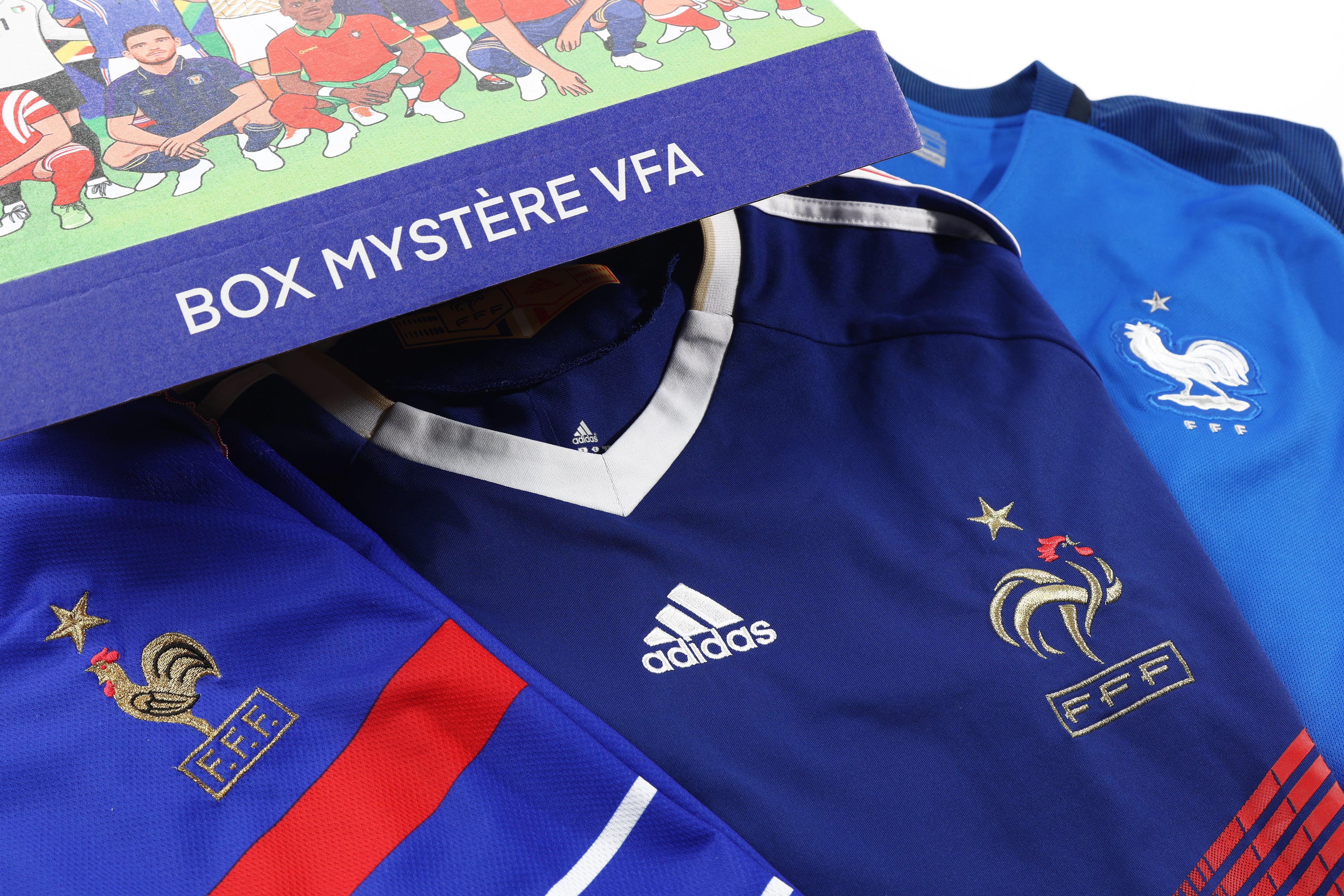 ÉDITION LIMITÉE BOX MYSTÈRE VFA *100% EDF*