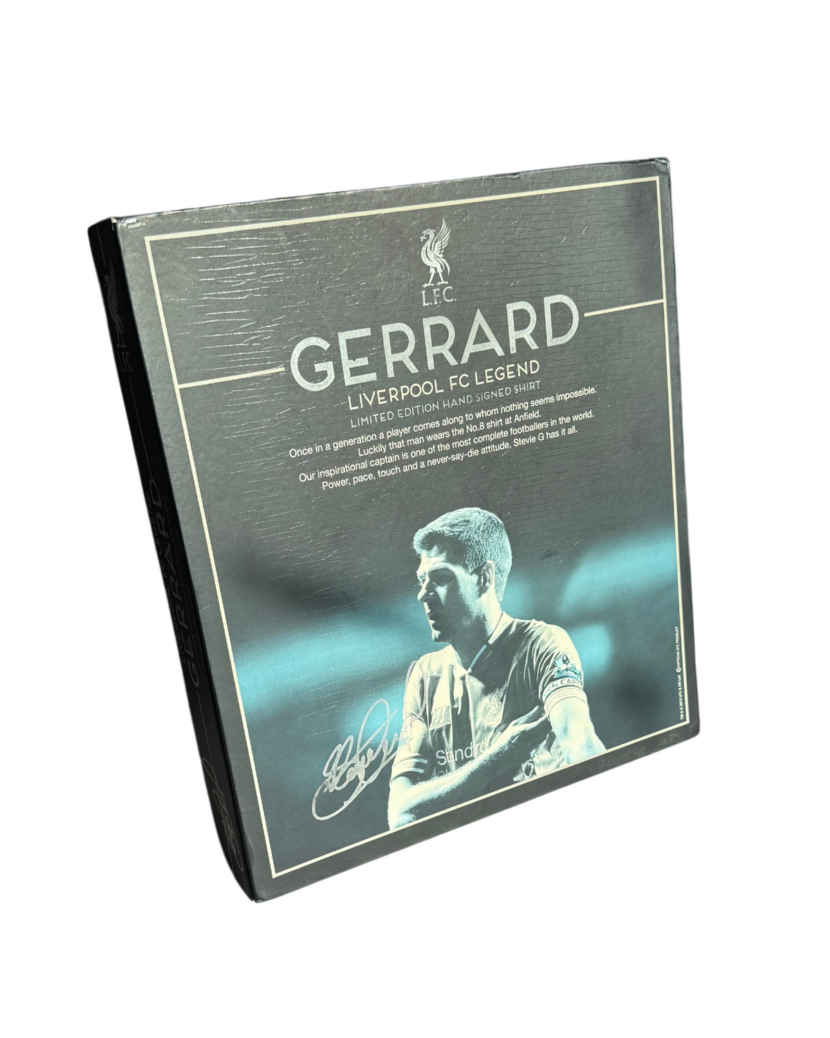 2013/14 - Liverpool FC - Gerrard #8 (L) *signé* *coffret*