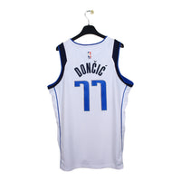 2024/25 - Dallas Mavericks - Doncic #77 (L)