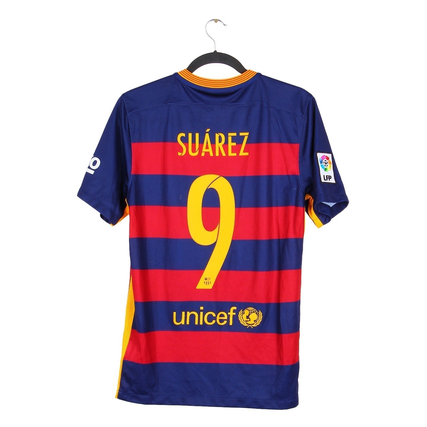 Maillot vintage Barcelone floqué Suarez (2014-15) – Vintage Football Area Maillot vintage Barcelone floqué Suarez (2014-15) – Vintage Football Area