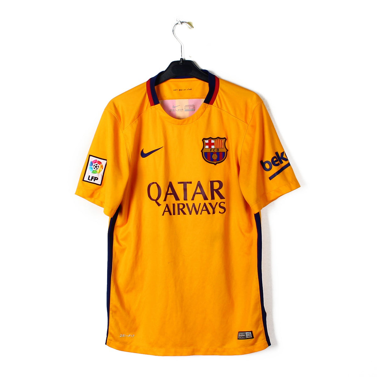 2015/16 - Barcelone - Dani Alves #6 (S)