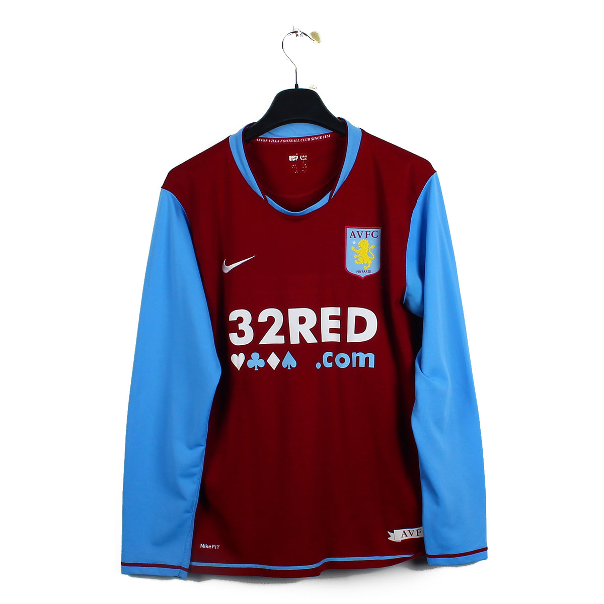 2007/08 - Aston Villa - Young #7 (M)