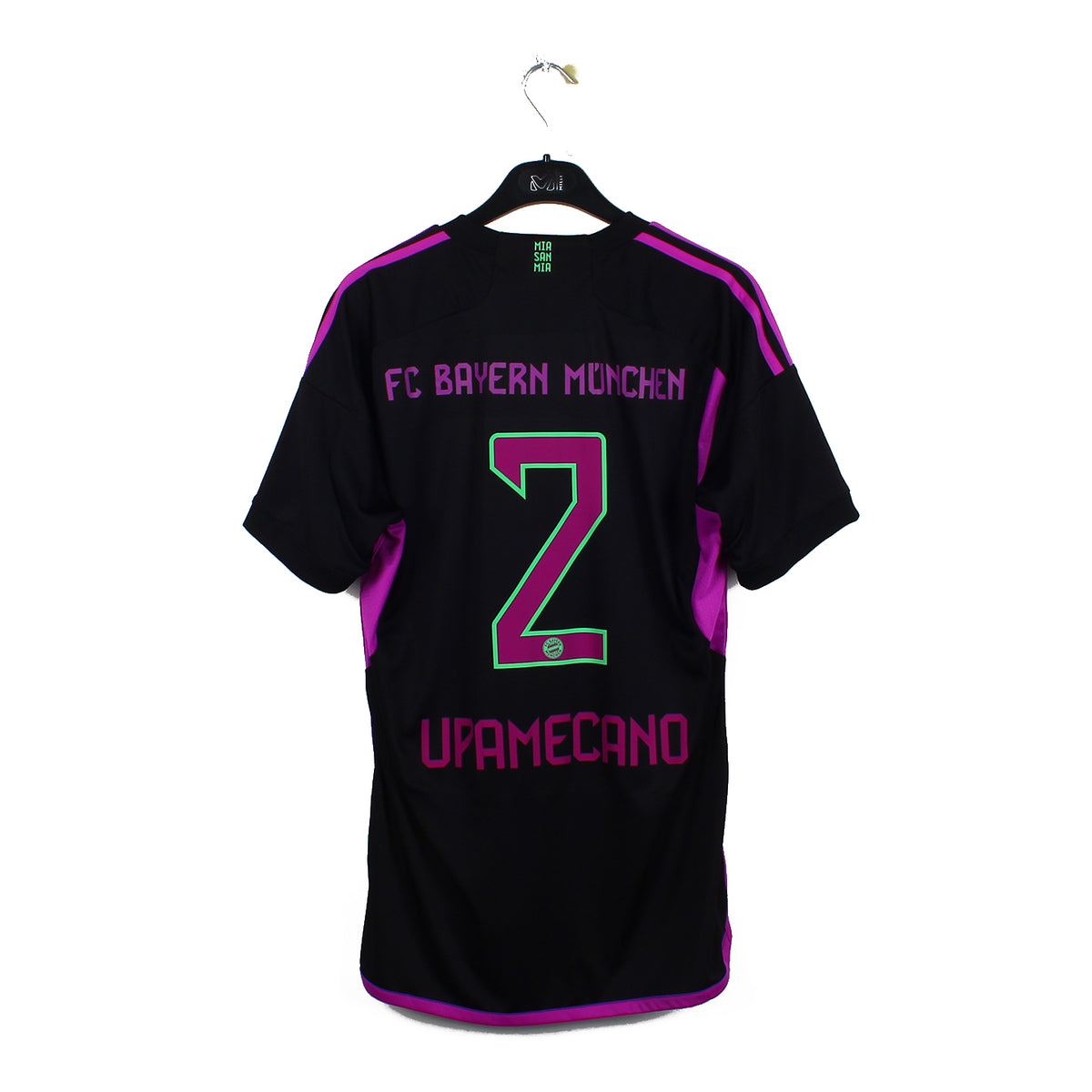 2023/24 - Bayern Munich - Upamecano #2 (M)