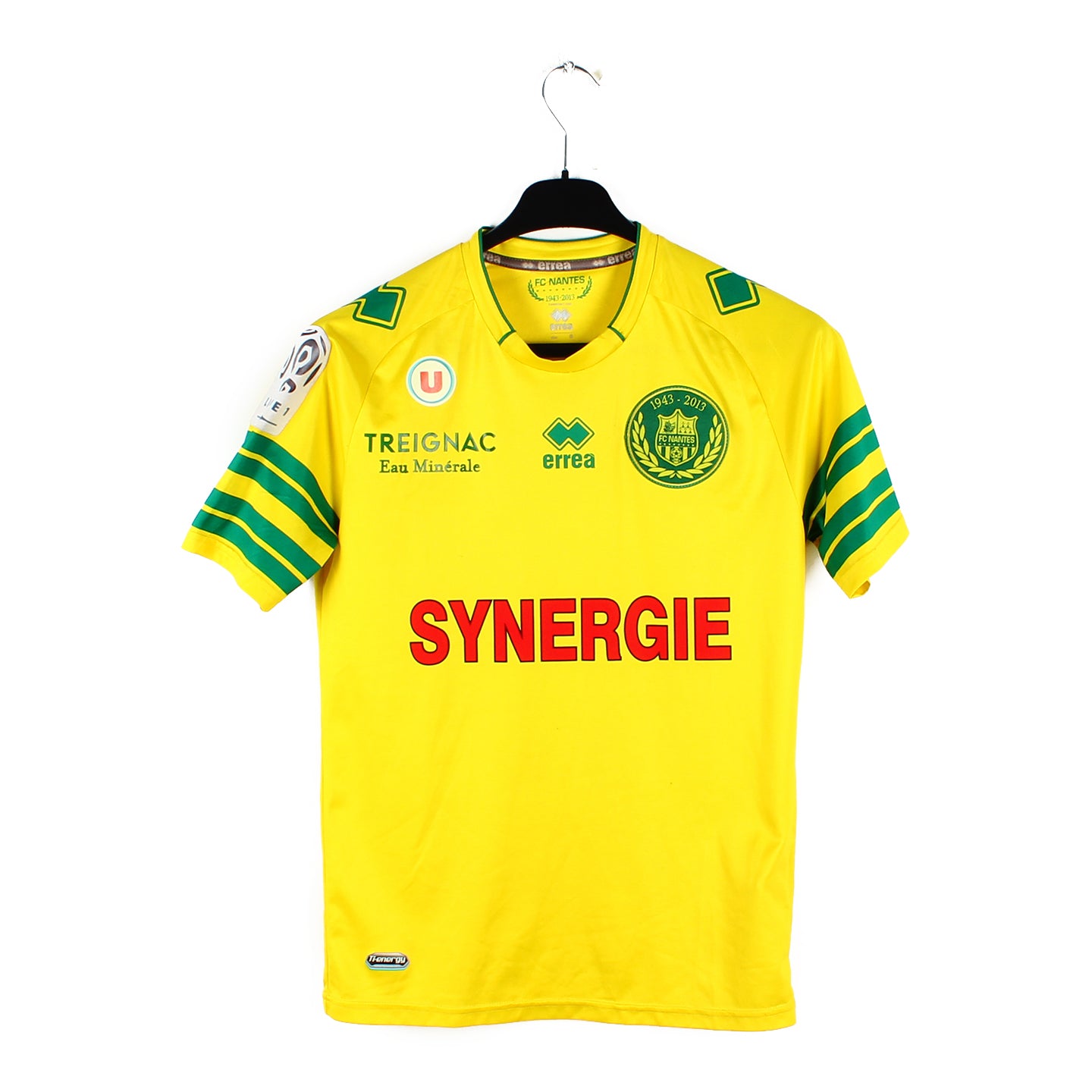 Le FC Nantes présente le 1er maillot de football recyclé, consigné