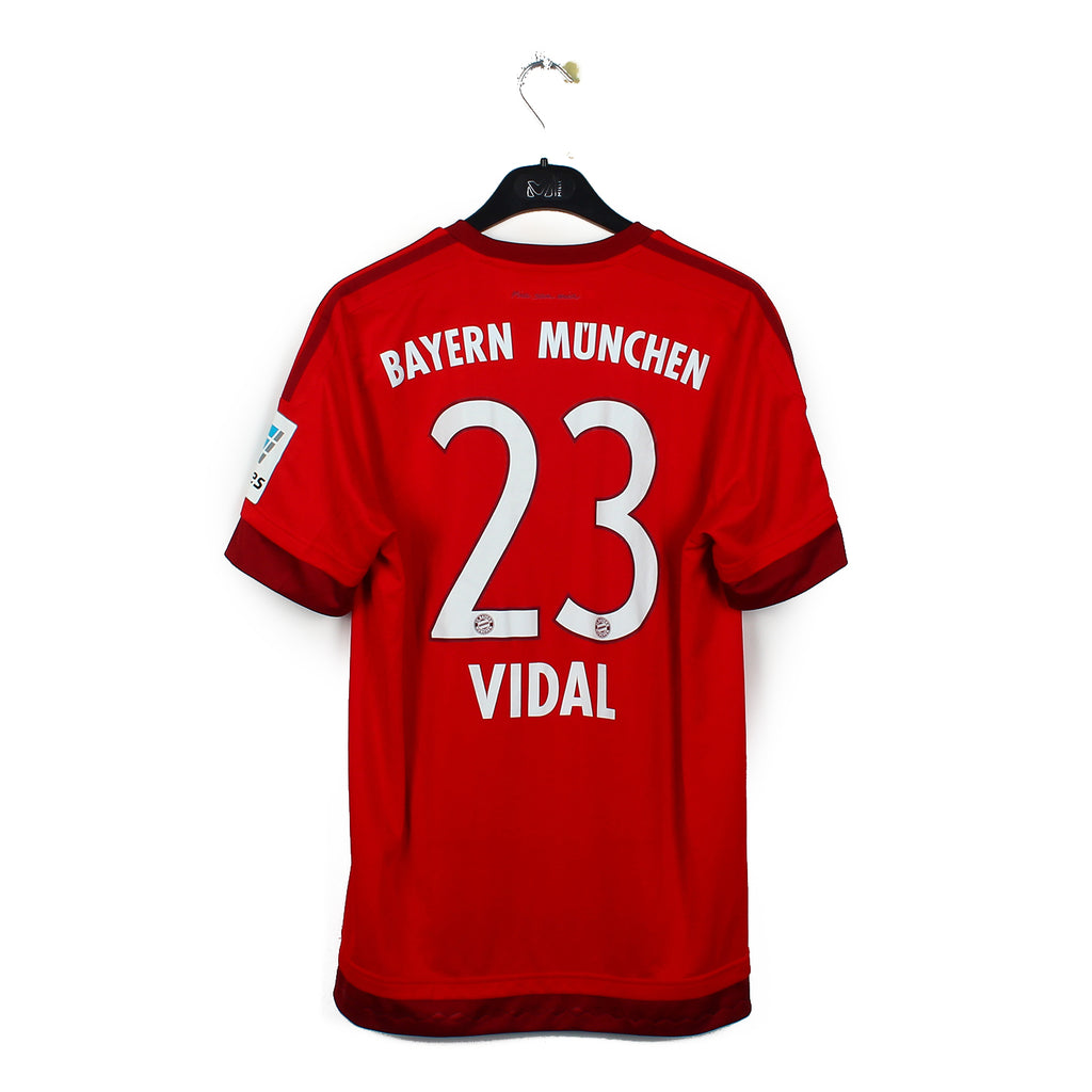 2015/16 - Bayern Munich - Vidal #23 (M)