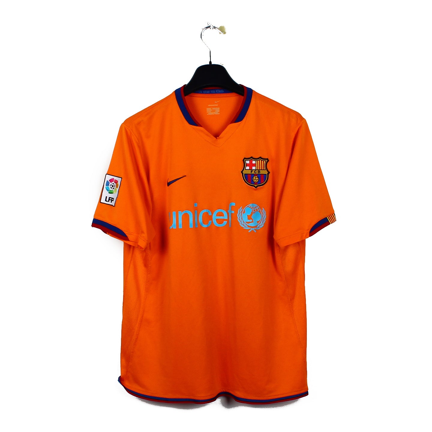 Maillot vintage Barcelone floqué Ronaldinho (2006-08) – Vintage Football Area Maillot vintage Barcelone floqué Ronaldinho (2006-08) – Vintage Football Area