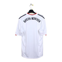 2010/11 - Bayern Munich (L)