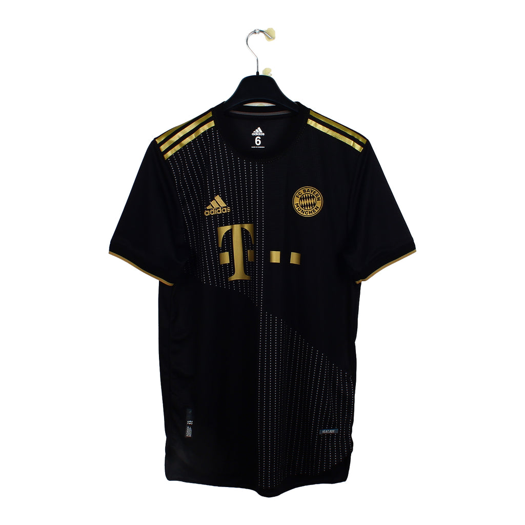 2021/22 - Bayern Munich - Gnabry #7 (M) [stock pro]