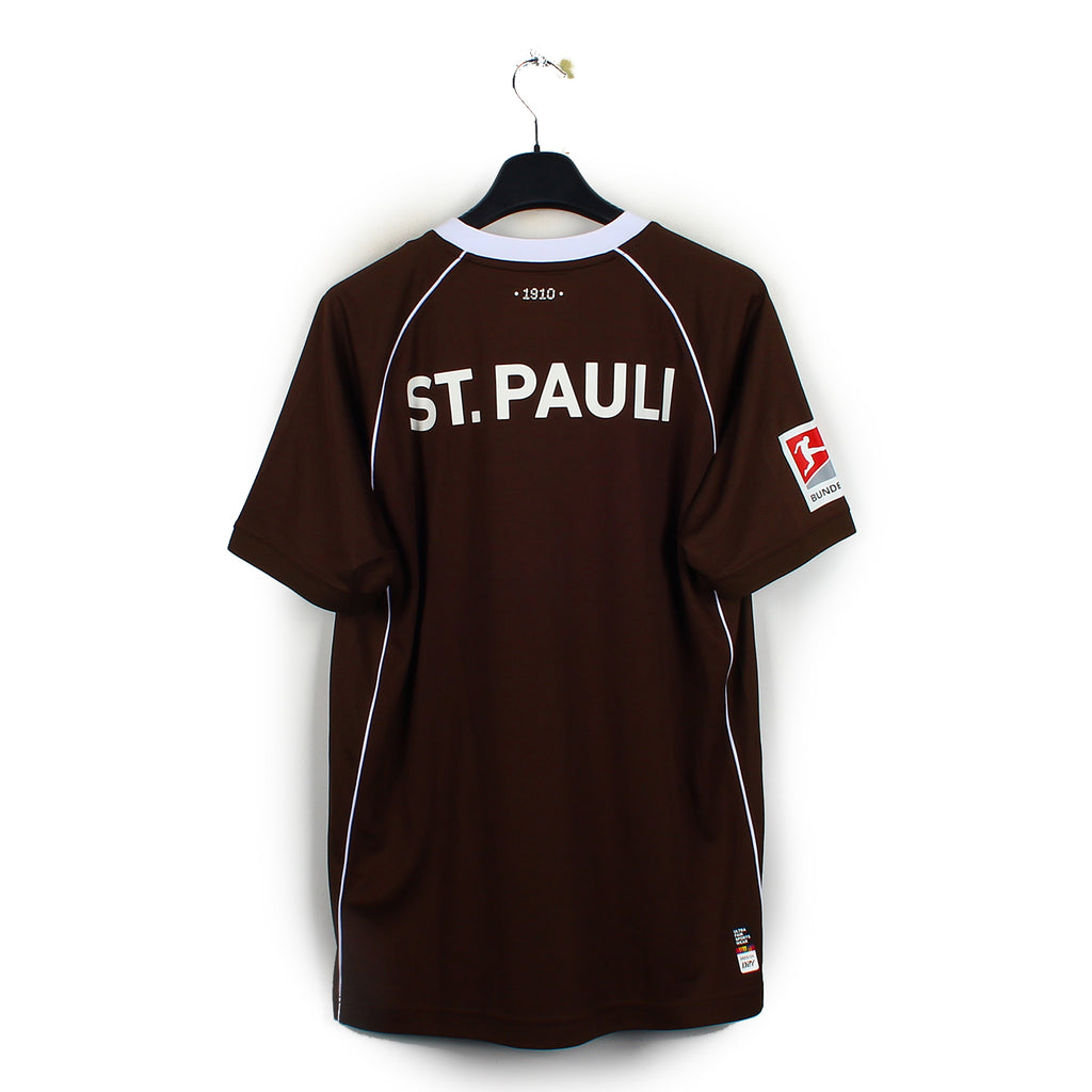 2023/24 - St Pauli (L)