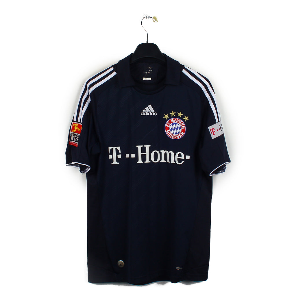 2008/10 - Bayern Munich - Kroos #39 (M)