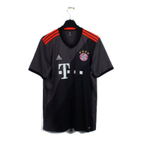 2016/17 - Bayern Munich - Muller #25 (L)