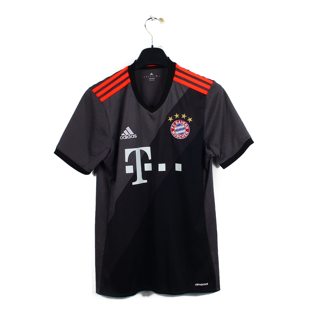 2016/17 - Bayern Munich - James #11 (S)