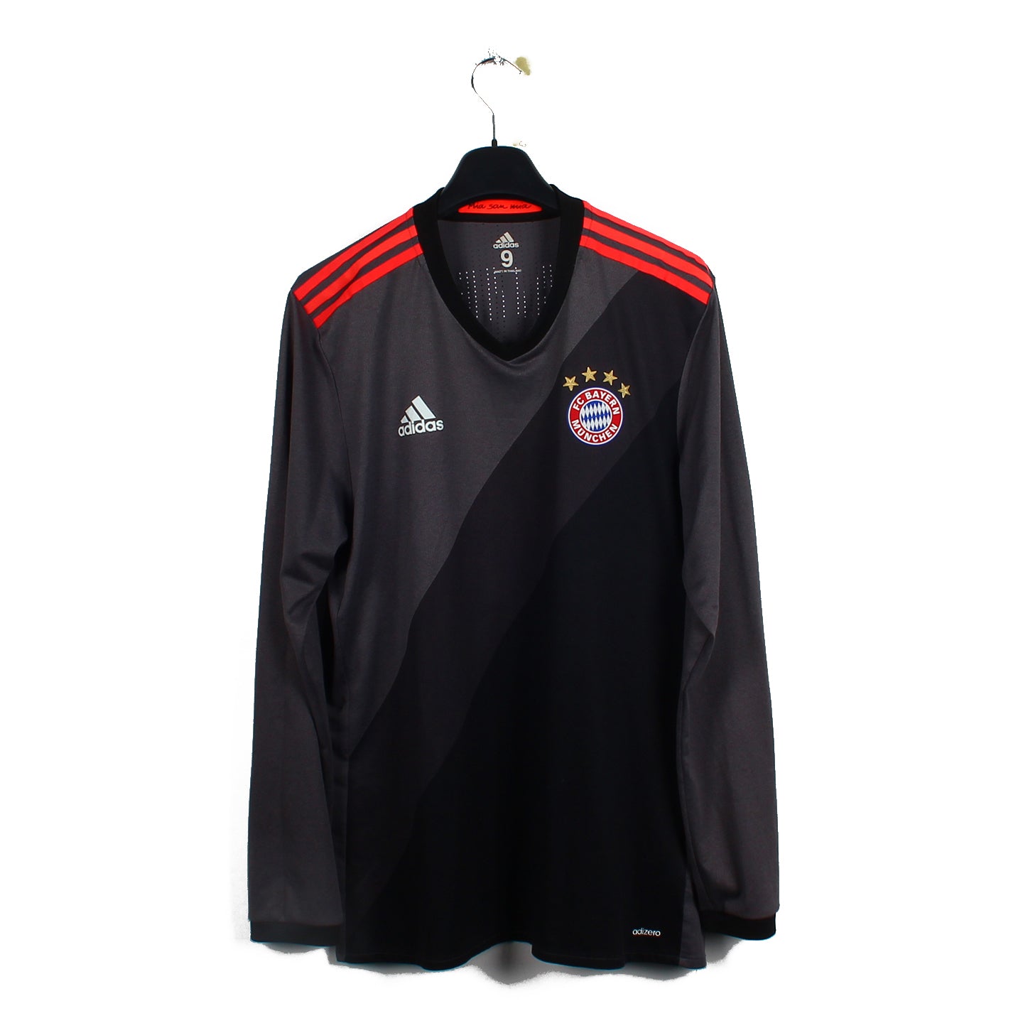 2016/17 - Bayern Munich - James #11 (L/XL) [stock pro]