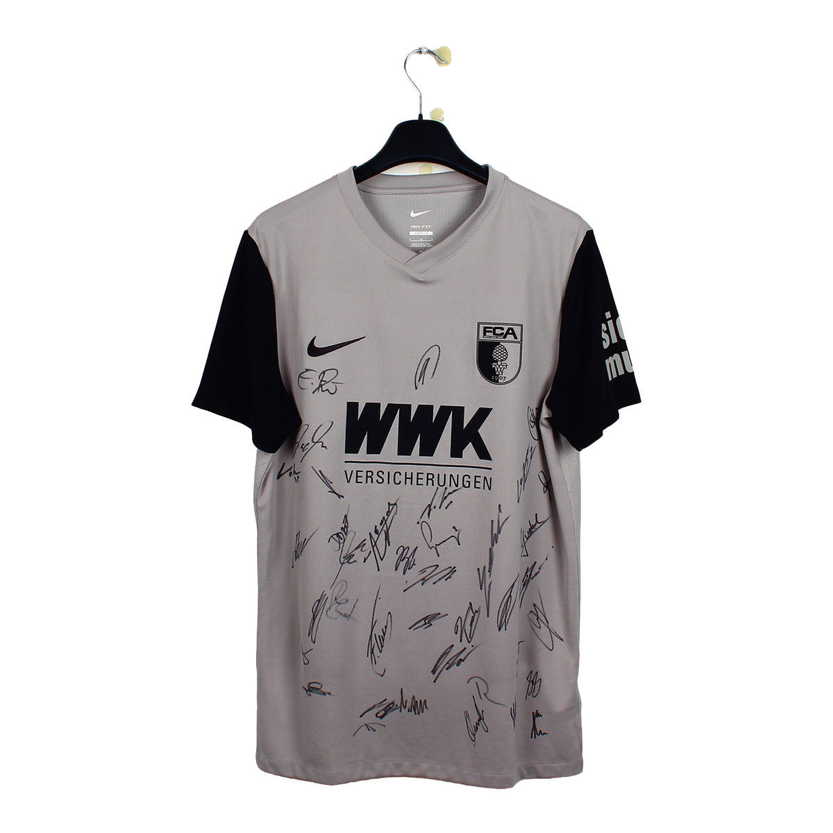 2022/23 - Augsburg FC (L) *signé*