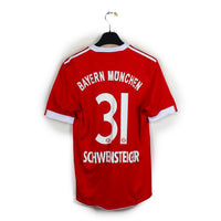 2009/10 - Bayern Munich - Schweinsteiger #31 (M)