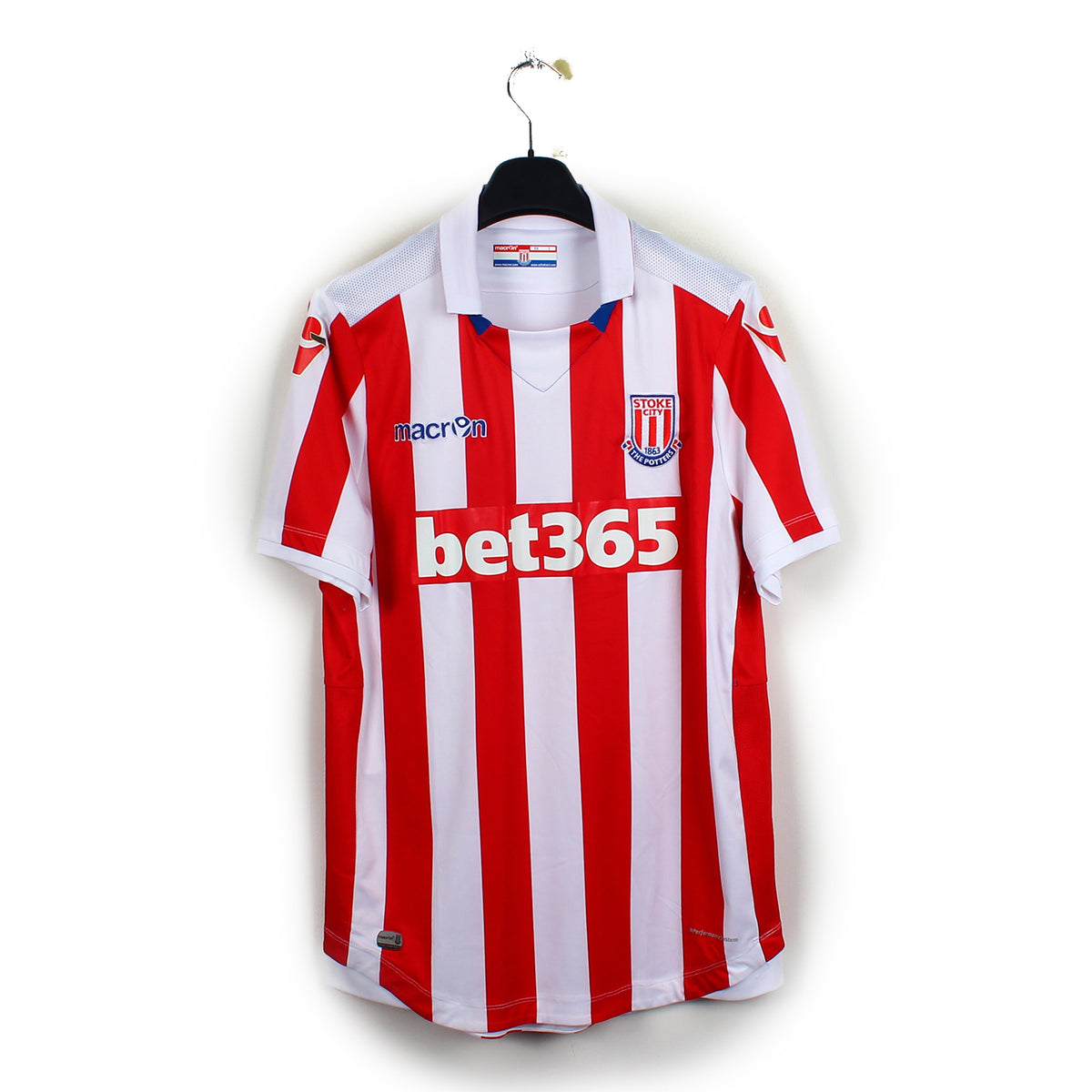2016/17 - Stoke City (L)