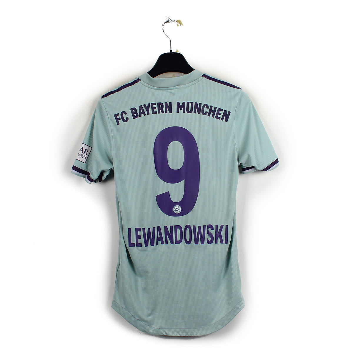 2018/19 - Bayern Munich - Lewandowski #9 (S) [pro]
