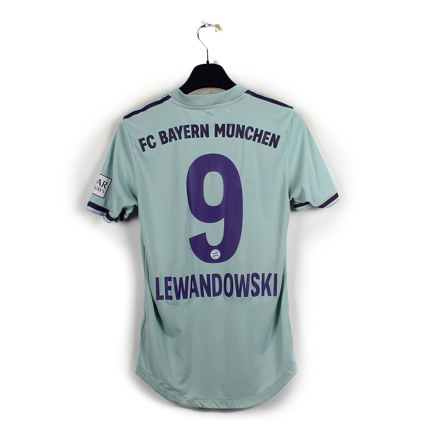 2018/19 - Bayern Munich - Lewandowski #9 (S) [pro]