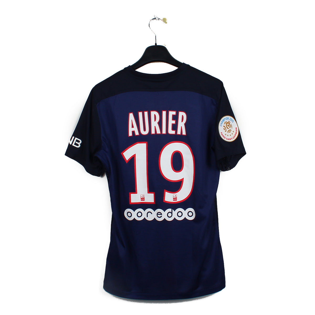2015/16 - PSG - Aurier #19 (M) [stock pro] *je suis paris*