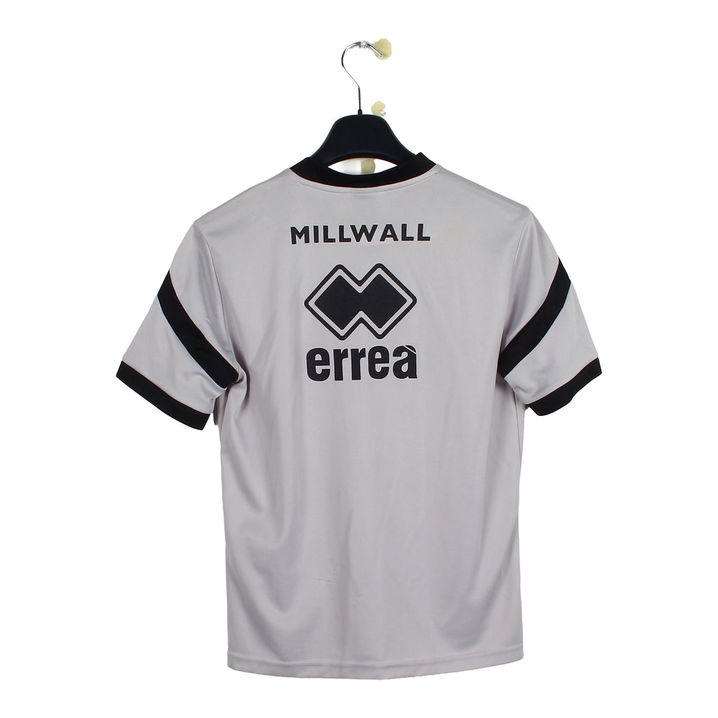 2016/17 - Millwall (XS)