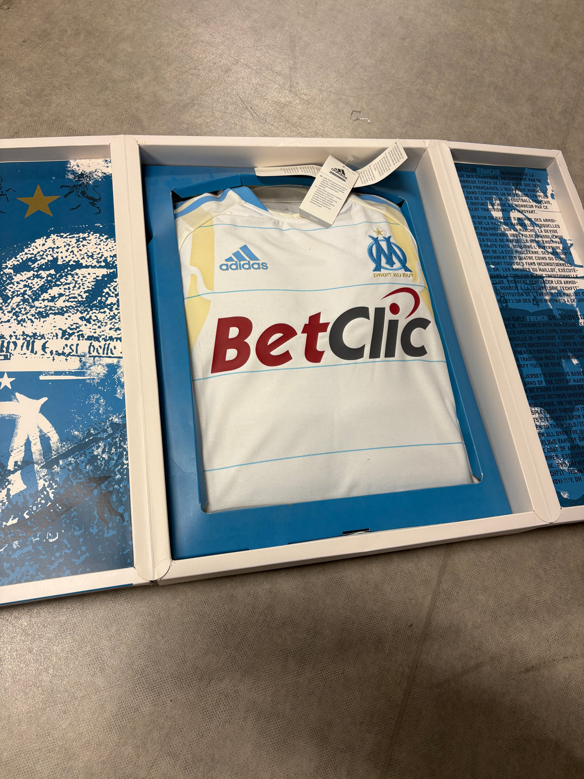 2010/11 - OM (L) [pro] *coffret*