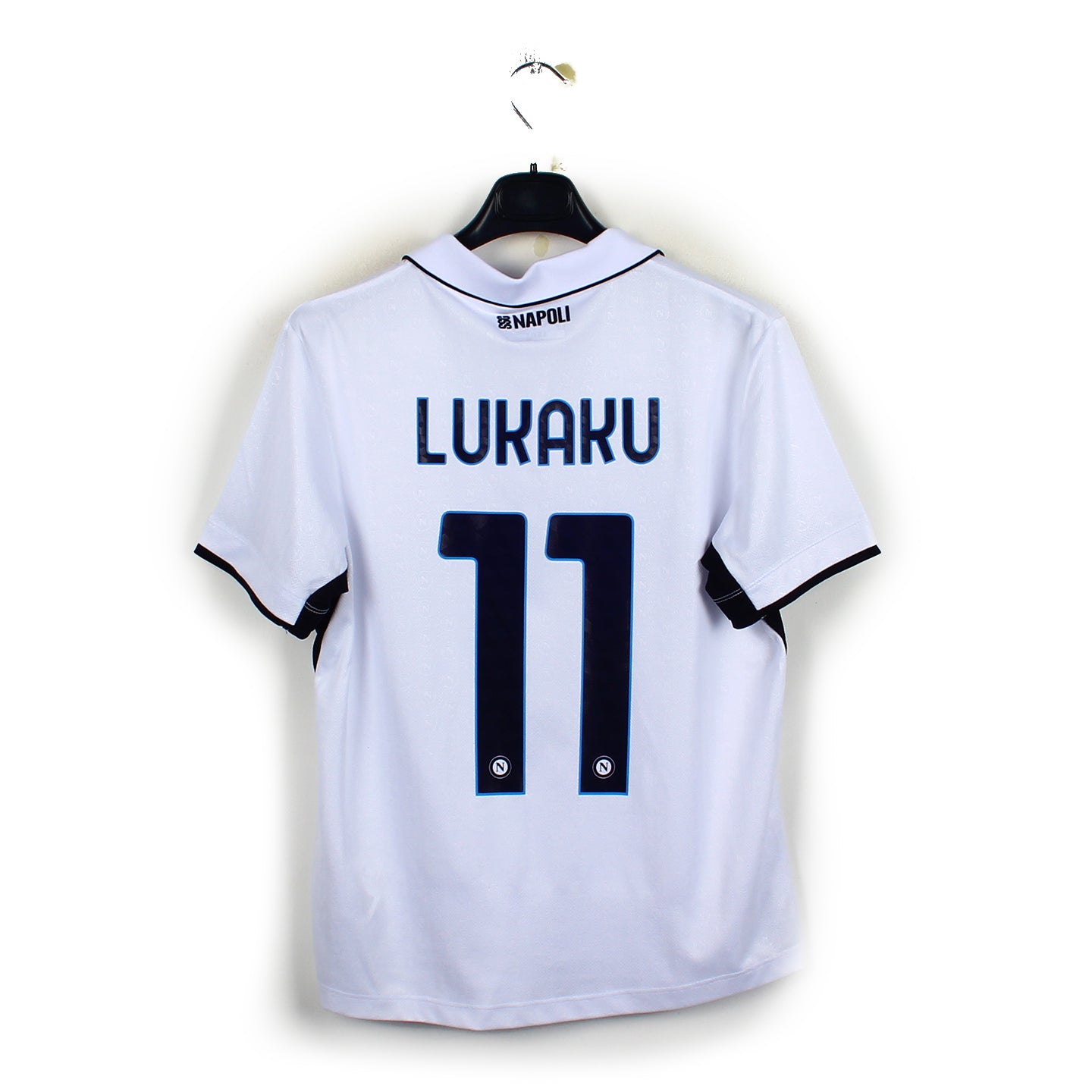 MAILLOT De FOOTBALL SSC NAPOLI – Modèle Porté Par ROMELU LUKAKU – Saison 2025 – Taille XXL – Couleur Bleu – Neuf Avec étiquettes