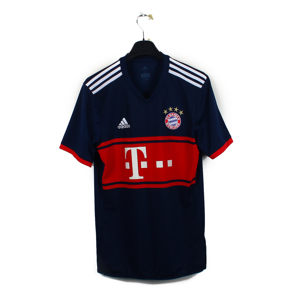 2017/18 - Bayern Munich (M) + short