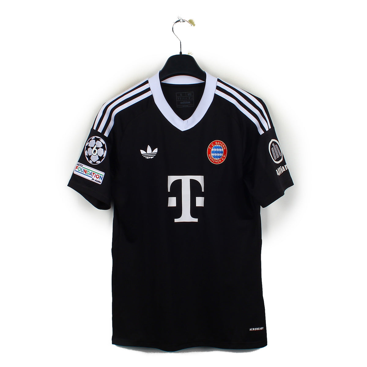 2024/25 - Bayern Munich - Neuer #1 (S)