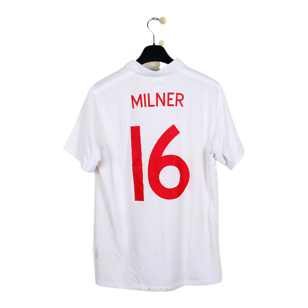 2009/10 - Angleterre - Milner #16 (M)