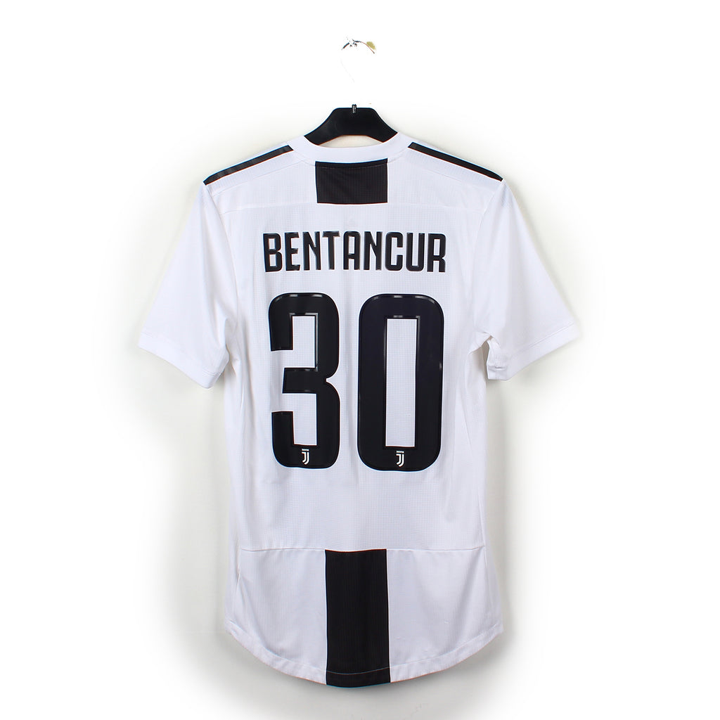 2018/19 - Juventus - Bentancur #30 (M) [pro]