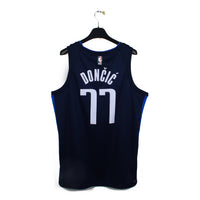 2022/23 - Dallas Mavericks - Doncic #77 (L)