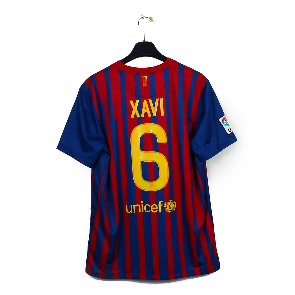 2011/12 - Barcelone - Xavi #6 (L)