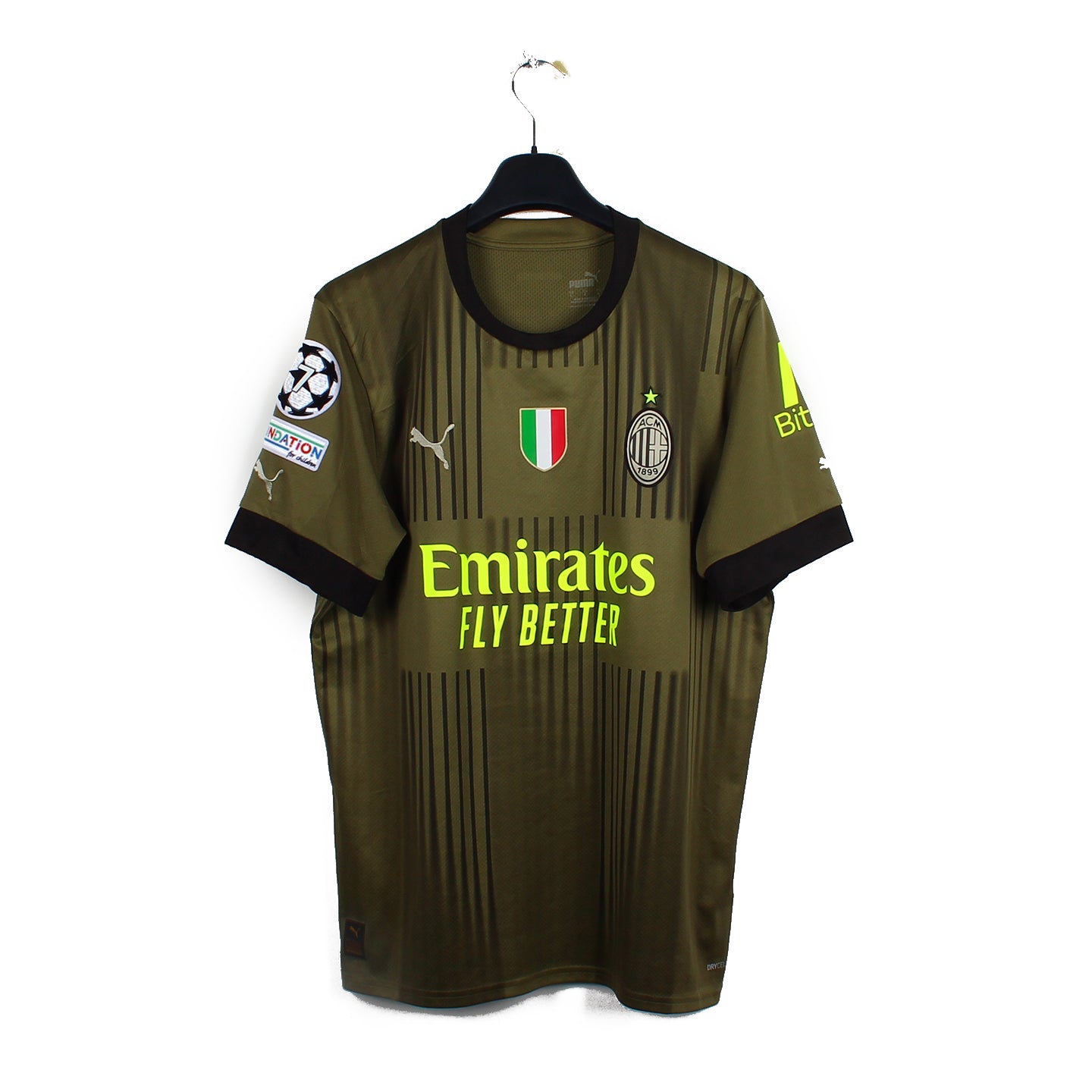 2022/23 - Milan AC - Theo #19 (L)