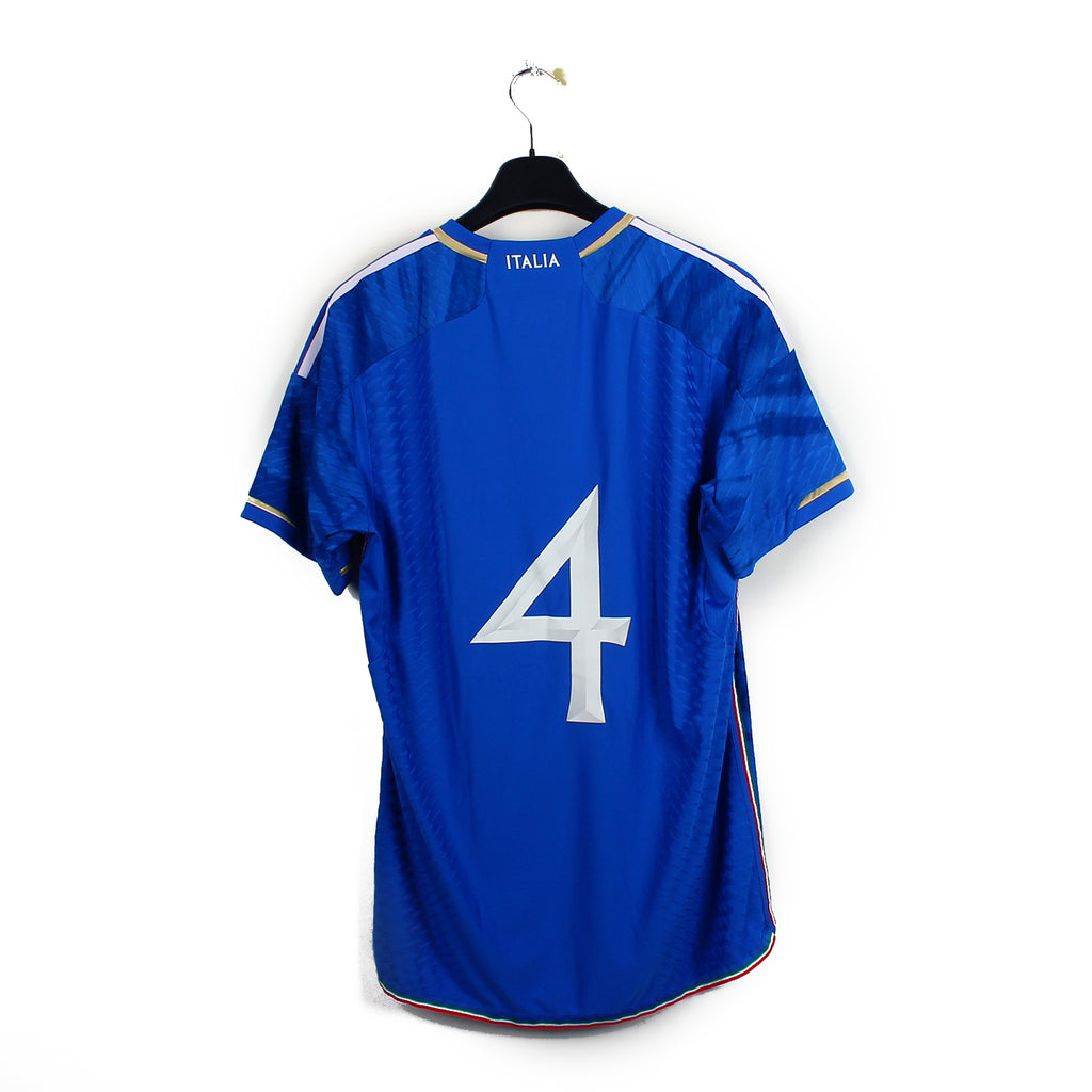 2023 - Italie #4 (L) [pro] + short