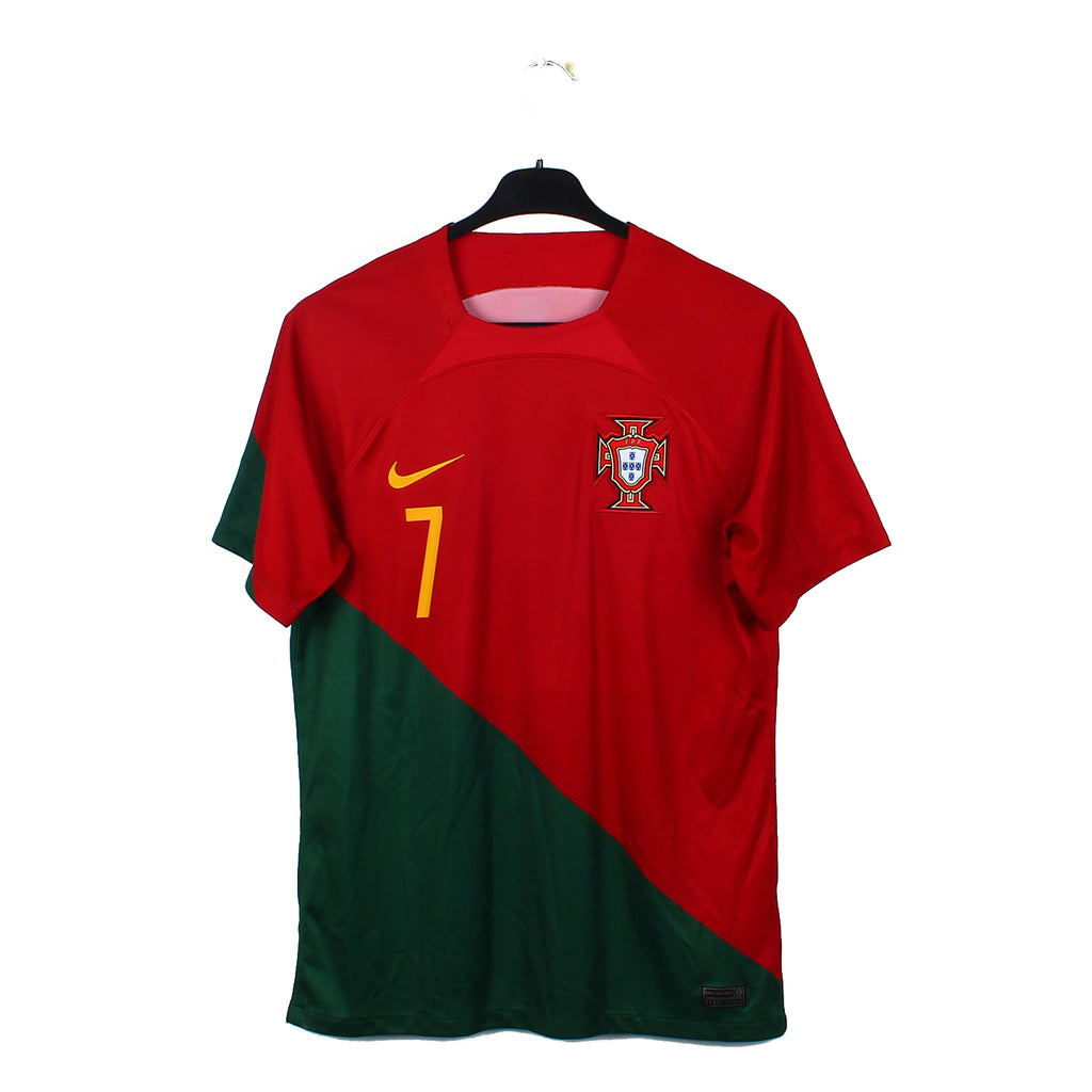 2022 - Portugal - Ronaldo #7 (L)