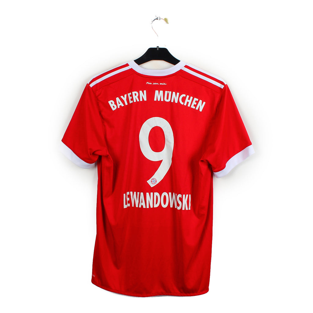 2017/18 - Bayern Munich - Lewandowski #9 (15/16 ans)