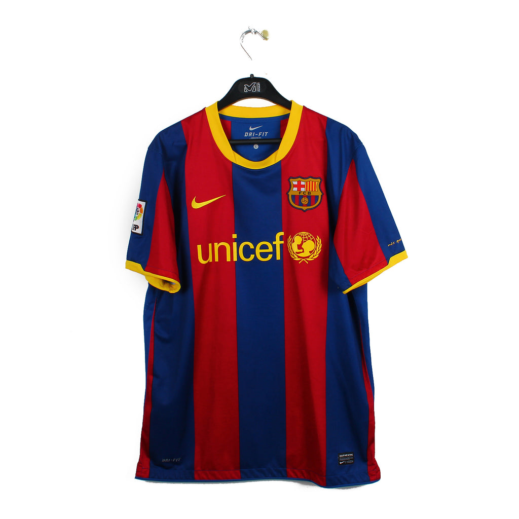 2010/11 - Barcelone - Xavi #6 (L)
