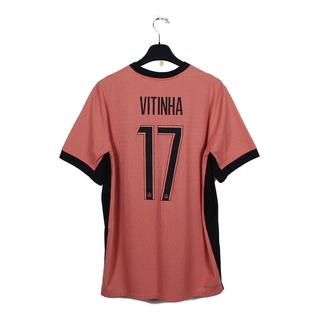 2024/25 - PSG - Vitinha #17 (XL) [pro]