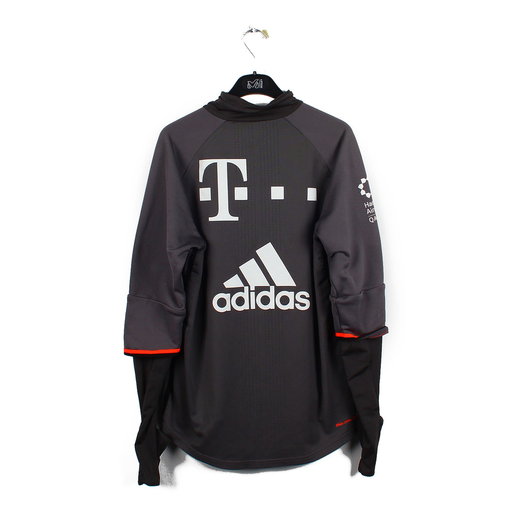 2016/17 - Bayern Munich (L) [stock pro]