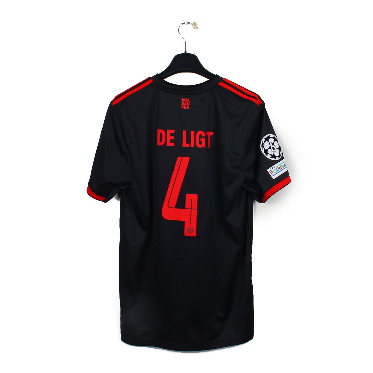2022/23 - Bayern Munich - De Ligt #4 (L)