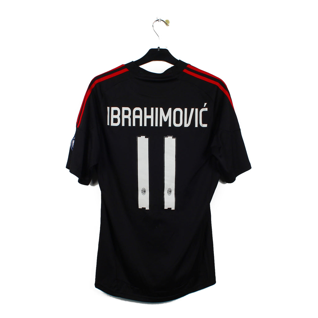 2010/11 - Milan AC - Ibrahimovic #11 (L)