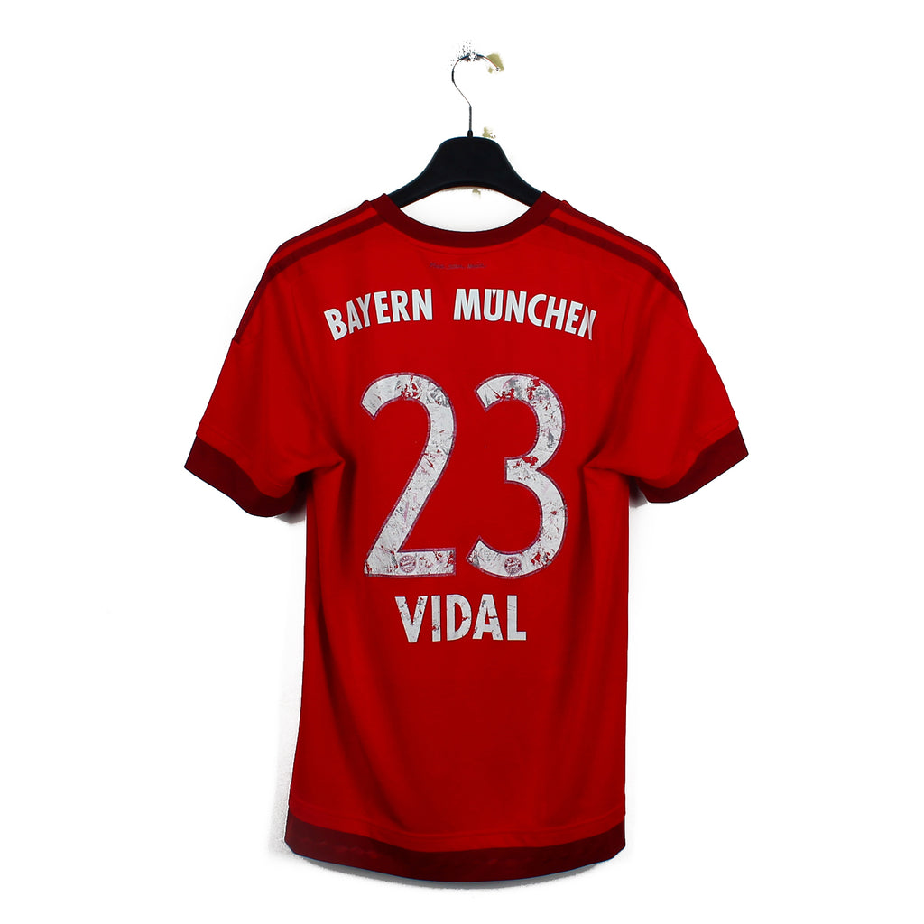 2015/16 - Bayern Munich - Vidal #23 (M)