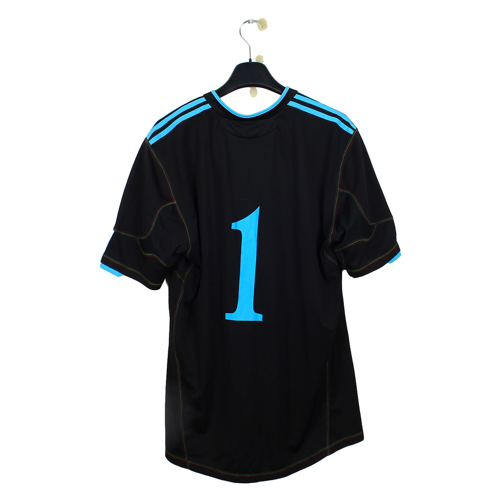 2010/11 - OM #1 (XL) + short