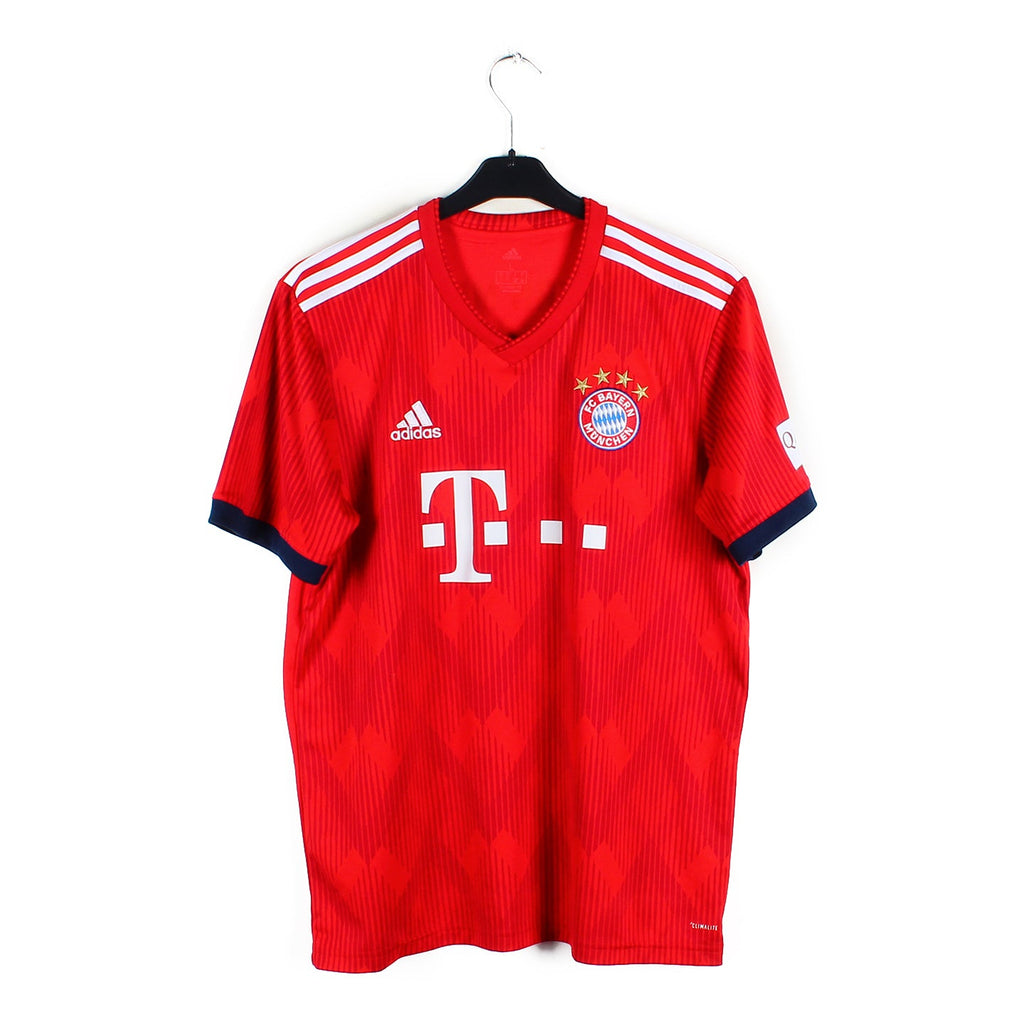 2018/19 - Bayern Munich - James #11 (M)