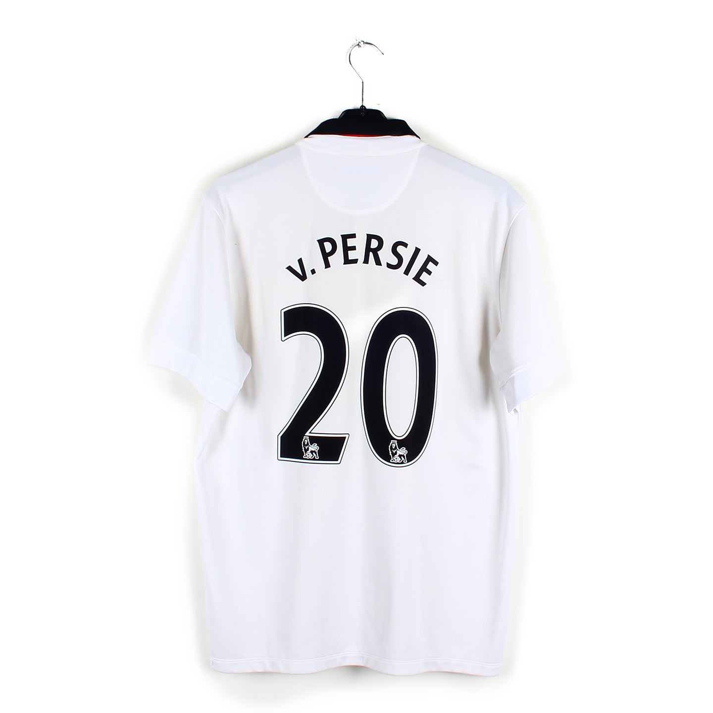 Les plus beaux maillots de foot 2025-2026 des grands clubs européens Les plus beaux maillots de foot 2025-2026 des grands clubs européens